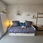 Petit studio cosy, balcon et vue