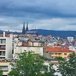Petit studio cosy, balcon et vue